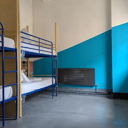 Rock N Bowl Auberge de jeunesse