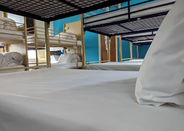 Rock N Bowl Бристоль