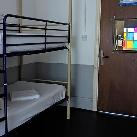 Rock N Bowl Hostel