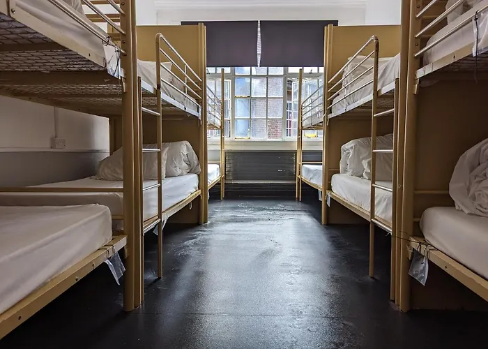 Rock N Bowl Бристоль