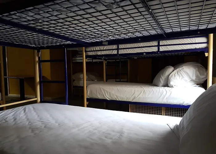 Rock N Bowl بريستول